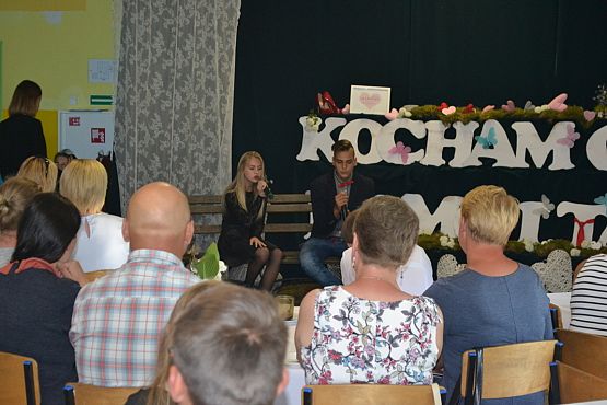 Grafika #12: Dzień Mamy i Taty