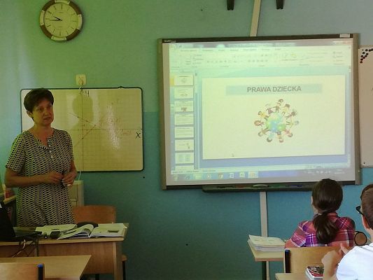 Grafika #1: Zajęcia o prawach dziecka w klasie VI