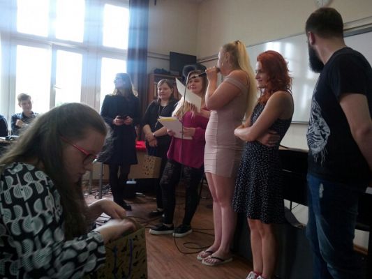 Grafika #2: NAGRODA PUBLICZNOŚCI W WOJEWÓDZKIM KONKURSIE POLSKIEJ PIOSENKI W GDAŃSKU