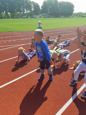 Grafika #2: SPRINTEM DO MARATONU