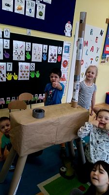 Grafika #3: "Zwierzęta kuli ziemskiej"