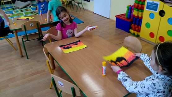 Grafika #4: "Zwierzęta kuli ziemskiej"