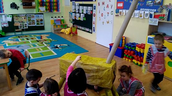 Grafika #7: "Zwierzęta kuli ziemskiej"