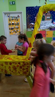 Grafika #9: "Zwierzęta kuli ziemskiej"