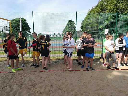 Grafika #0: Gminne zawody w siatkówce plażowej
