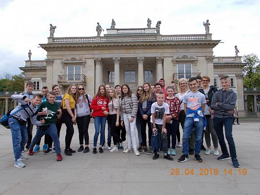 Grafika #0: Wycieczka do Warszawy klas VII