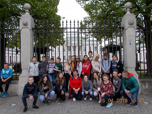 Grafika #15: Wycieczka do Warszawy klas VII