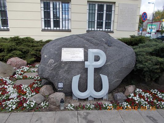 Grafika #18: Wycieczka do Warszawy klas VII