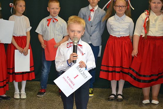 Grafika #6: "Witaj majowa jutrzenko"