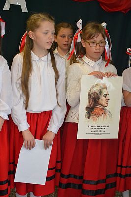 Grafika #12: "Witaj majowa jutrzenko"