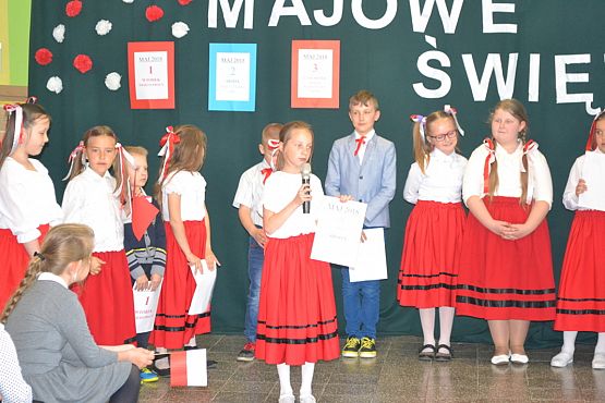 Grafika #16: "Witaj majowa jutrzenko"