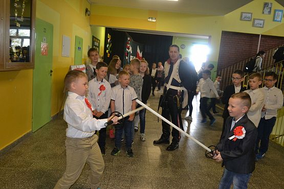 Grafika #16: Żywe lekcje historii