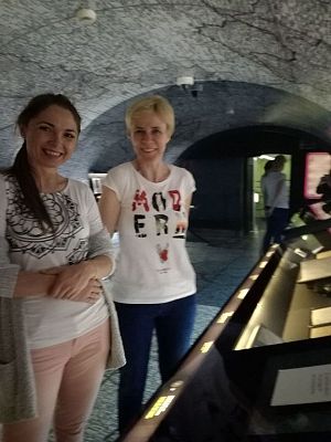 Grafika #7: Klasy drugie gimnazjum w Warszawie