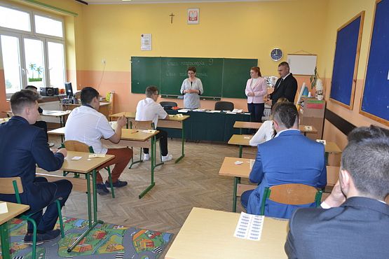 Grafika #6: Egzamin gimnazjalny