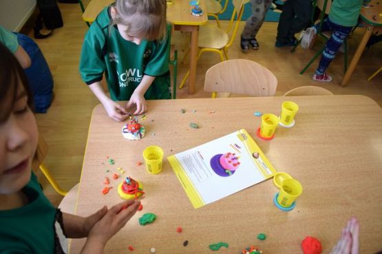 Grafika #13: Dzień zielony u "Pszczółek"