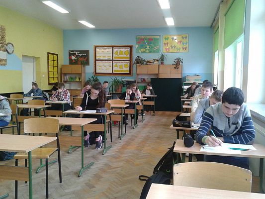 Grafika #1: Konkurs Matematyczny "Kangur"