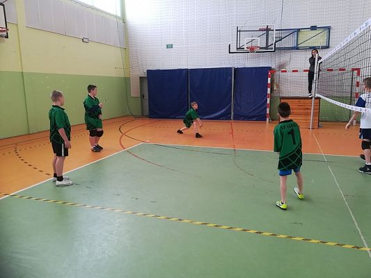 Grafika #1: Półfinał Wojewódzki w Minipiłce Siatkowej chłopców