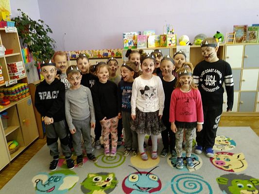 Grafika #7: Dzień Kota