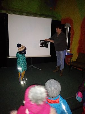 Grafika #12: WYCIECZKA SMERFÓW DO BIBLIOTEKI MIEJSKIEJ W LĘBORKU