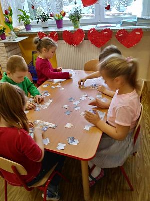 Grafika #1: Walentynki w zerówce