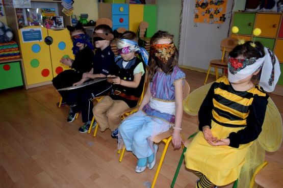 Grafika #24: BAL KARNAWAŁOWY W PRZEDSZKOLU