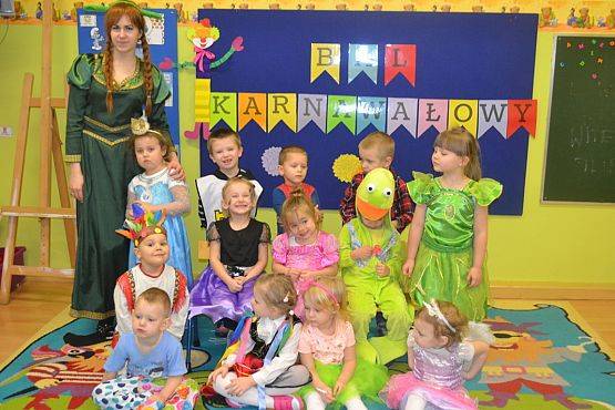 Grafika #7: BAL KARNAWAŁOWY W PRZEDSZKOLU