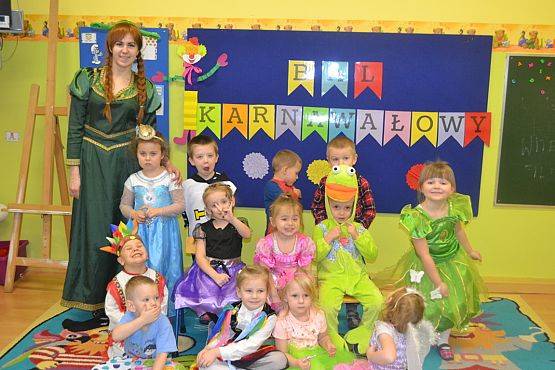 Grafika #8: BAL KARNAWAŁOWY W PRZEDSZKOLU
