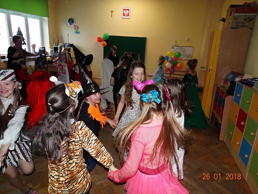 Grafika #8: Bal Karnawałowy w kl. I-III