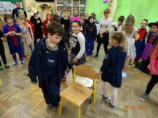 Grafika #19: Bal Karnawałowy w kl. I-III