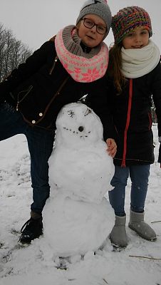 Grafika #19: Zabawy na śniegu