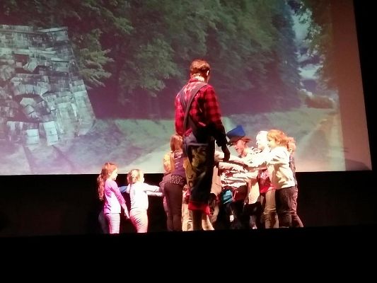 Grafika #14: "Duch skrzyni i różnorodność kultur Europy"