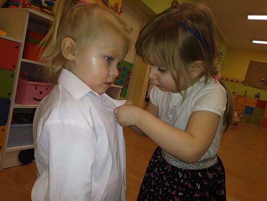 Grafika #3: Dzień Koszuli