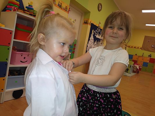 Grafika #4: Dzień Koszuli