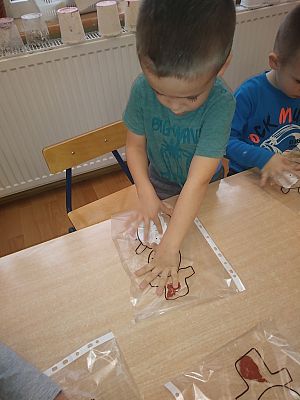 Grafika #6: Zima u Smerfów