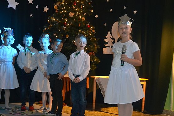 Grafika #2: Świeć gwiazdeczko mała świeć" – Spotkanie Gwiazdkowe w zerówce