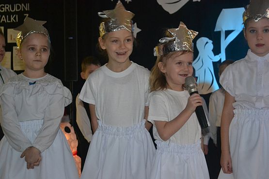 Grafika #5: Świeć gwiazdeczko mała świeć" – Spotkanie Gwiazdkowe w zerówce