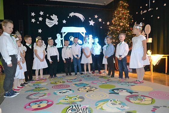 Grafika #12: Świeć gwiazdeczko mała świeć" – Spotkanie Gwiazdkowe w zerówce