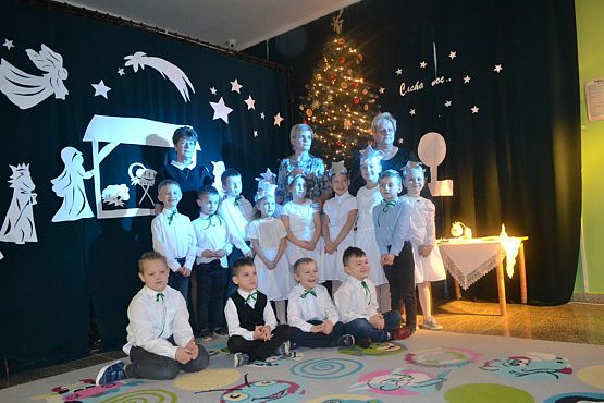 Grafika #15: Świeć gwiazdeczko mała świeć" – Spotkanie Gwiazdkowe w zerówce