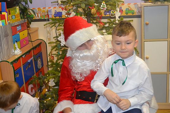 Grafika #31: Świeć gwiazdeczko mała świeć" – Spotkanie Gwiazdkowe w zerówce