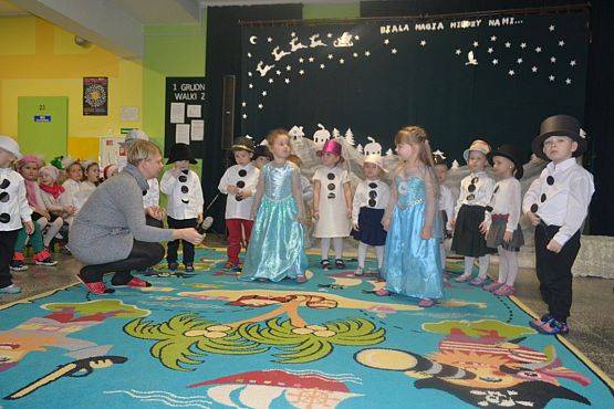 Grafika #0: BIAŁA MAGIA MIĘDZY NAMI – spotkanie w przedszkolu
