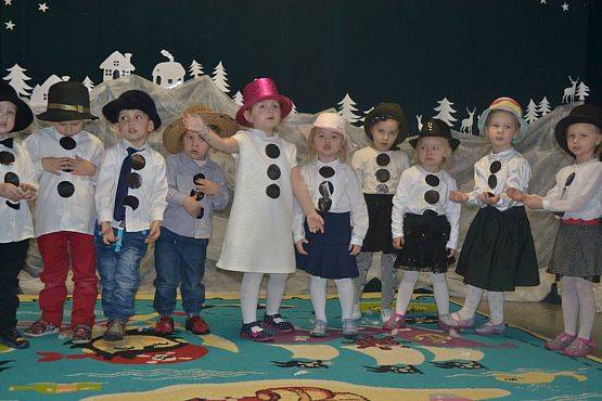 Grafika #4: BIAŁA MAGIA MIĘDZY NAMI – spotkanie w przedszkolu