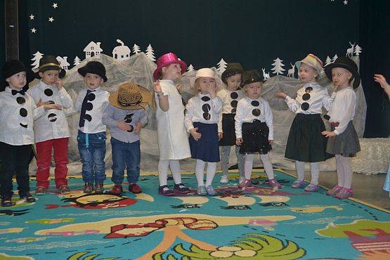 Grafika #6: BIAŁA MAGIA MIĘDZY NAMI – spotkanie w przedszkolu