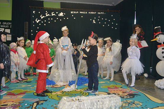 Grafika #22: BIAŁA MAGIA MIĘDZY NAMI – spotkanie w przedszkolu