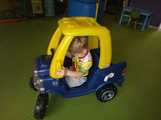 Grafika #1: Wycieczka Smerfów do Madagaskaru