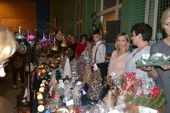 Grafika #5: Rodzinny Kiermasz Świąteczny