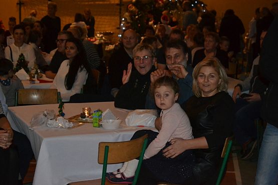 Grafika #6: Rodzinny Kiermasz Świąteczny