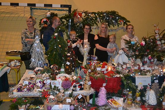 Grafika #15: Rodzinny Kiermasz Świąteczny