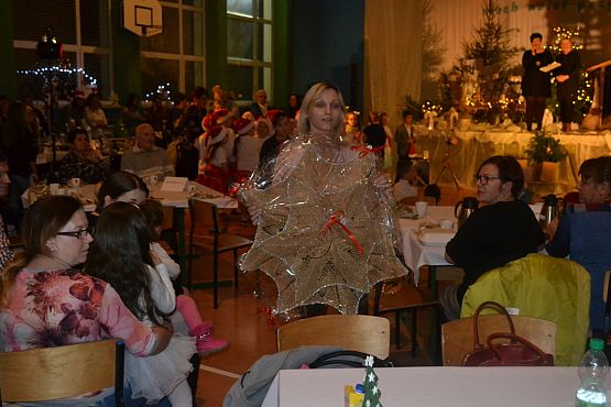 Grafika #21: Rodzinny Kiermasz Świąteczny