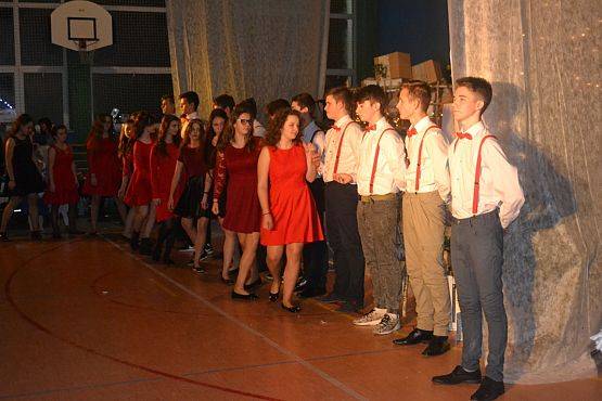 Grafika #3: Rodzinny Kiermasz Świąteczny - zdjęcia