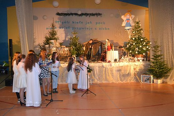 Grafika #5: Rodzinny Kiermasz Świąteczny - zdjęcia